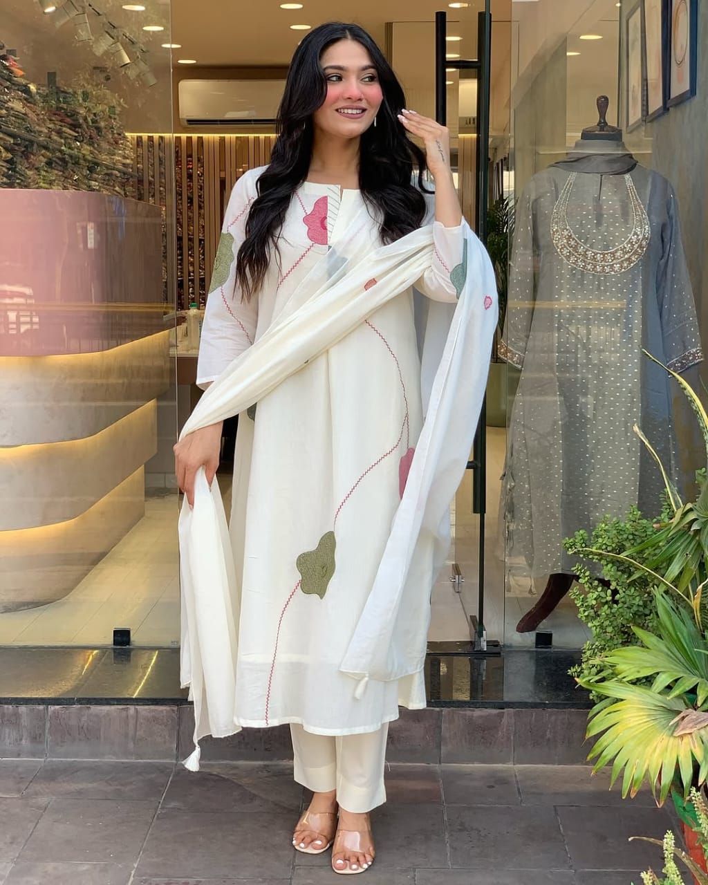 Effortless Bloom: The Modern Floral Kurti Set